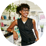 Lady-in-salon